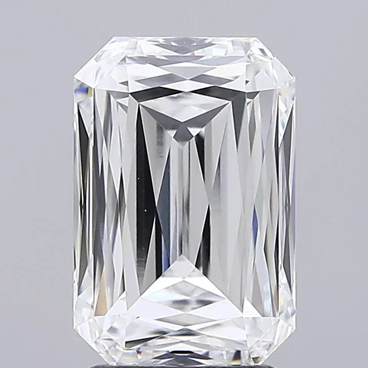 3.07ct Radiant Lab Grown Diamond (Colour D, Clarity VVS2, IGI Certified)
