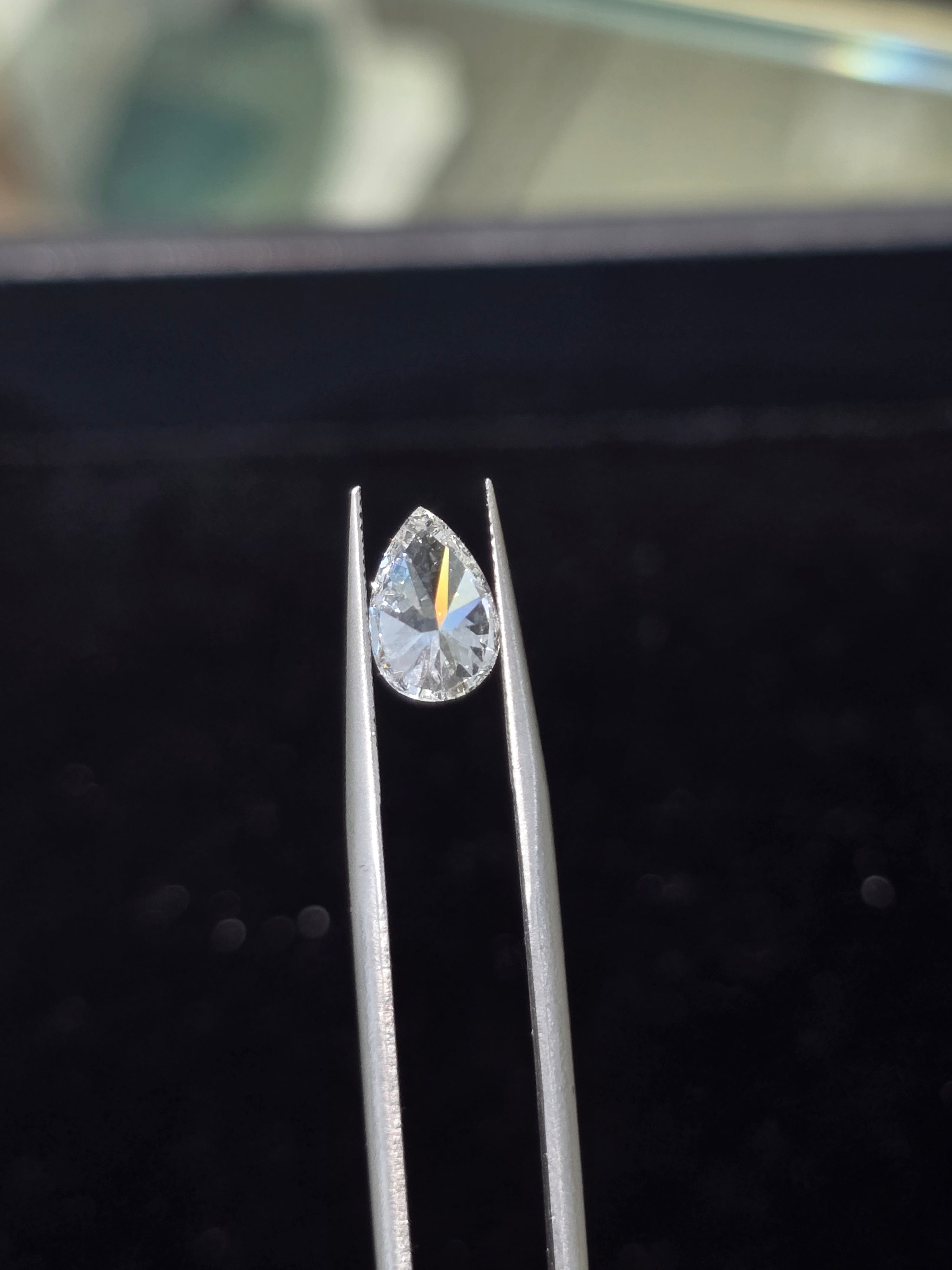 Pear (VVS2-F) 1.81ct Lab Grown Diamond – IGI Certified