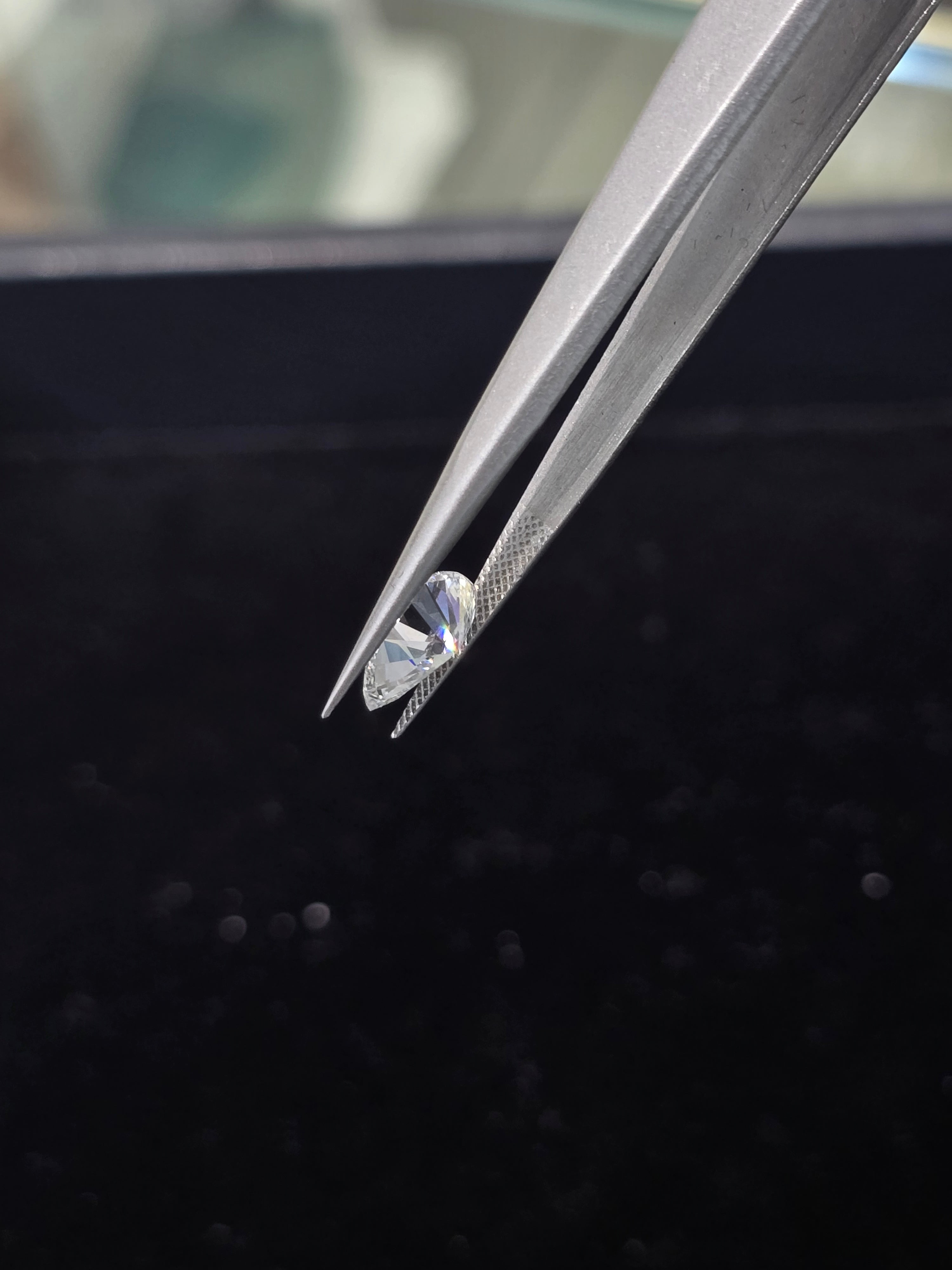 Pear (VVS2-F) 1.81ct Lab Grown Diamond – IGI Certified