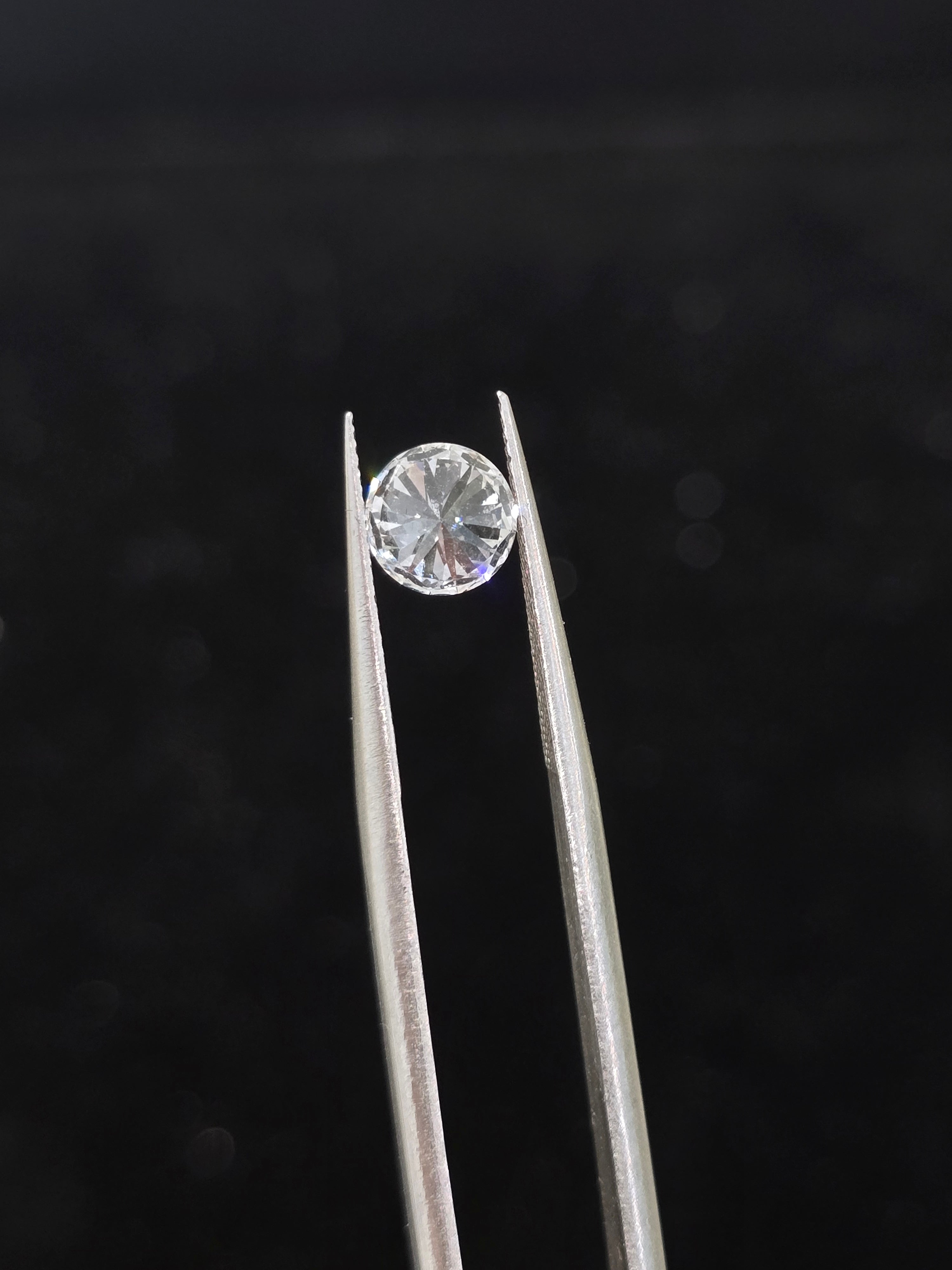 Round (VVS2-D) 1.06ct Lab Grown Diamond – IGI Certified