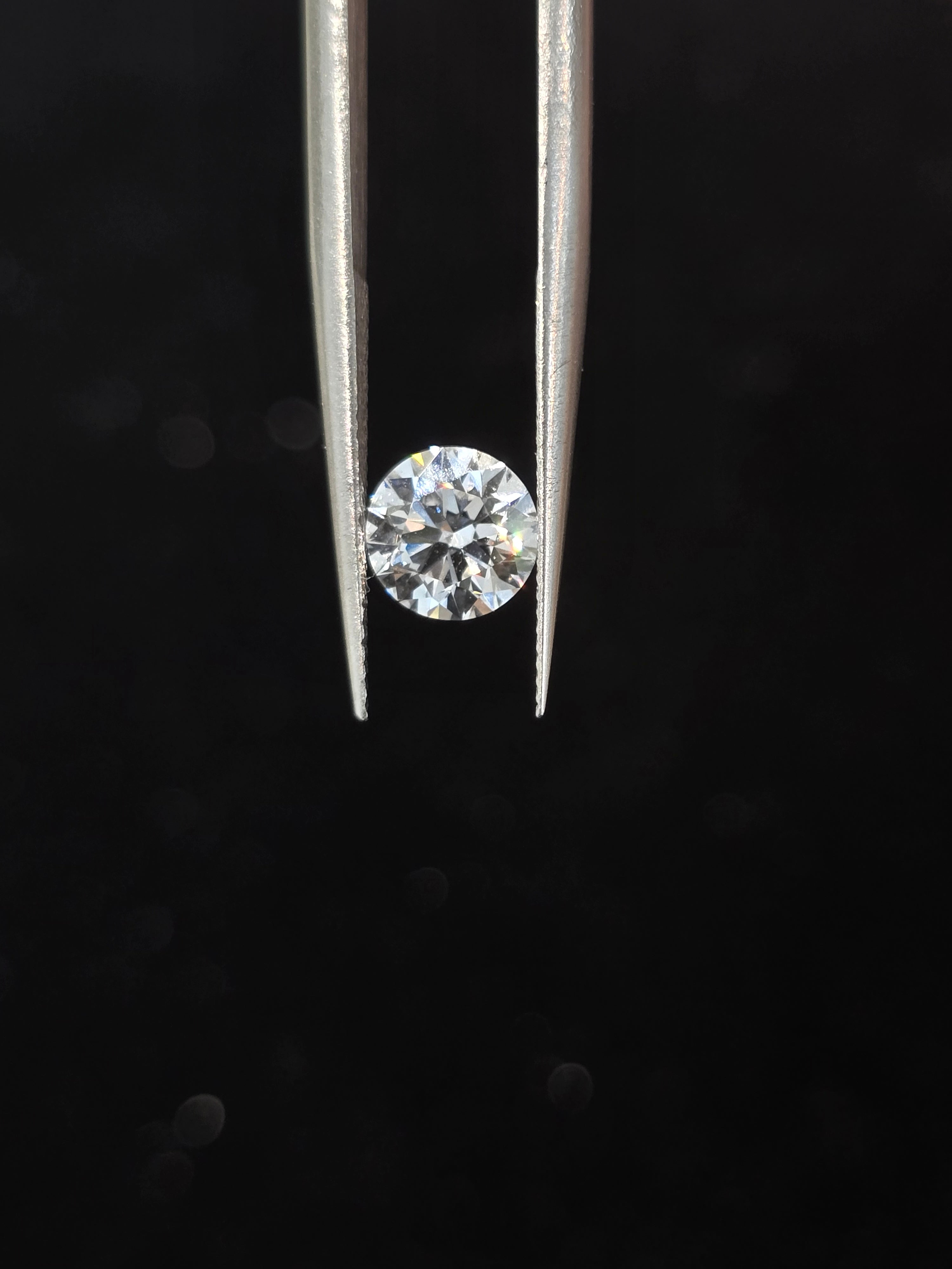 Round (VVS2-D) 1.06ct Lab Grown Diamond – IGI Certified