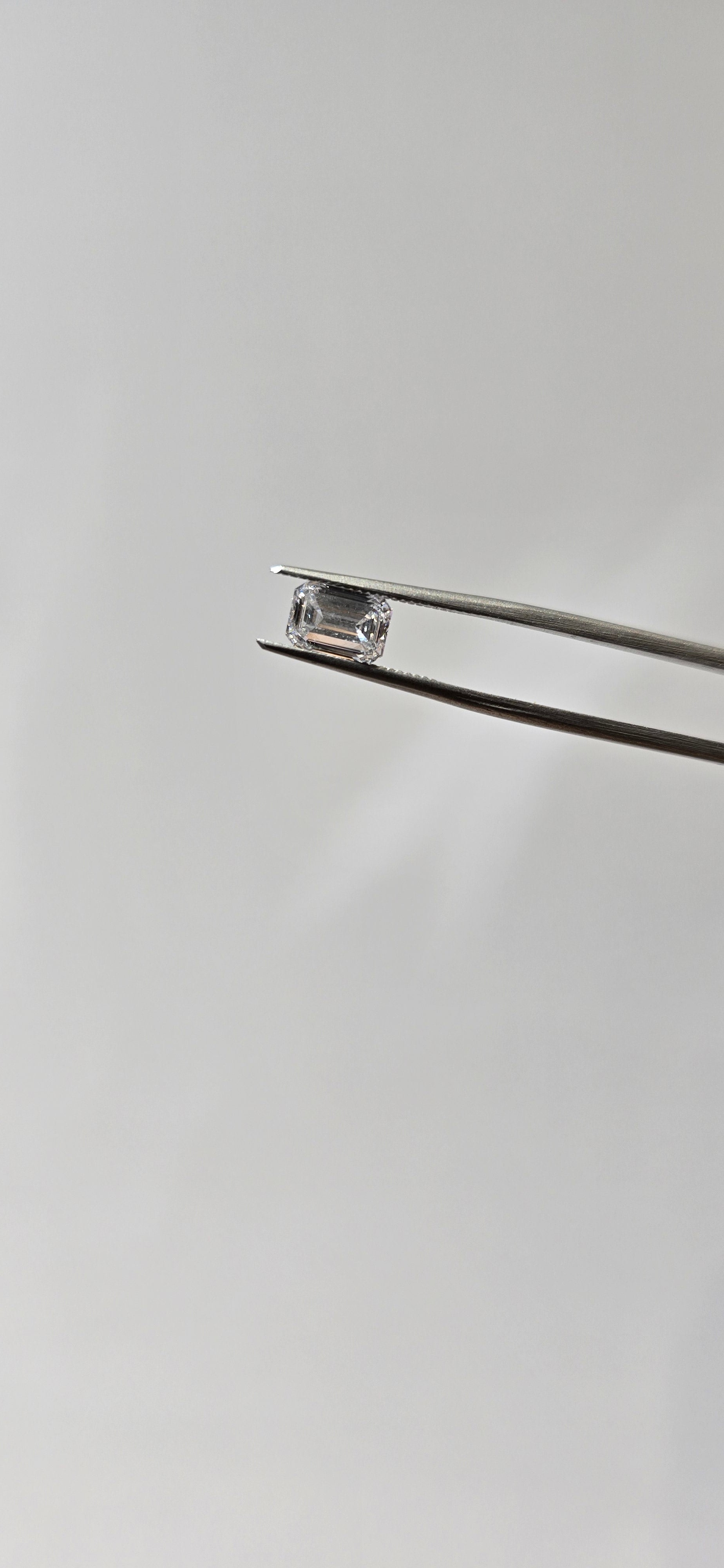Rectangle (VVS2-D) 1.01ct Lab Grown Diamond – GIA Certified
