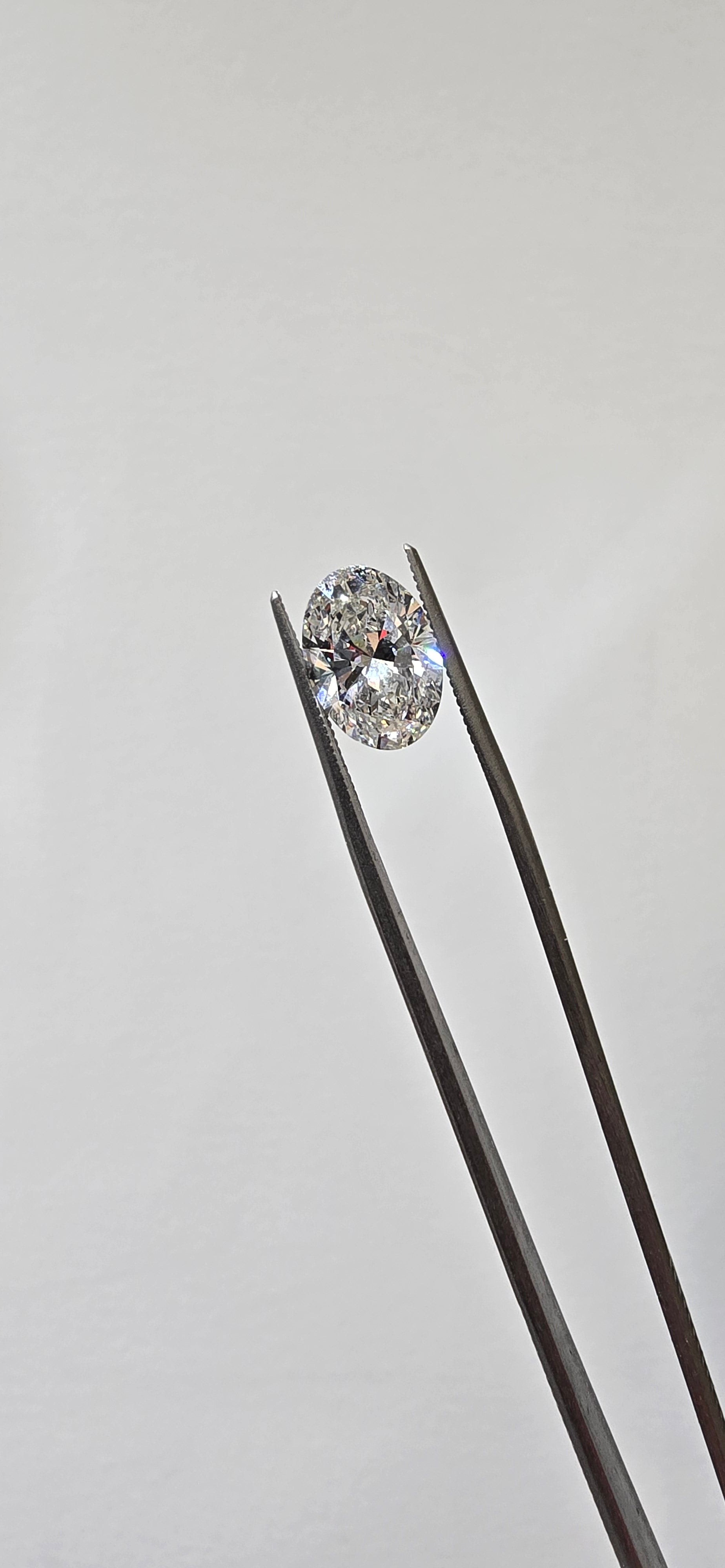 Oval (VS2-F) 3.05ct Lab Grown Diamond – IGI Certified