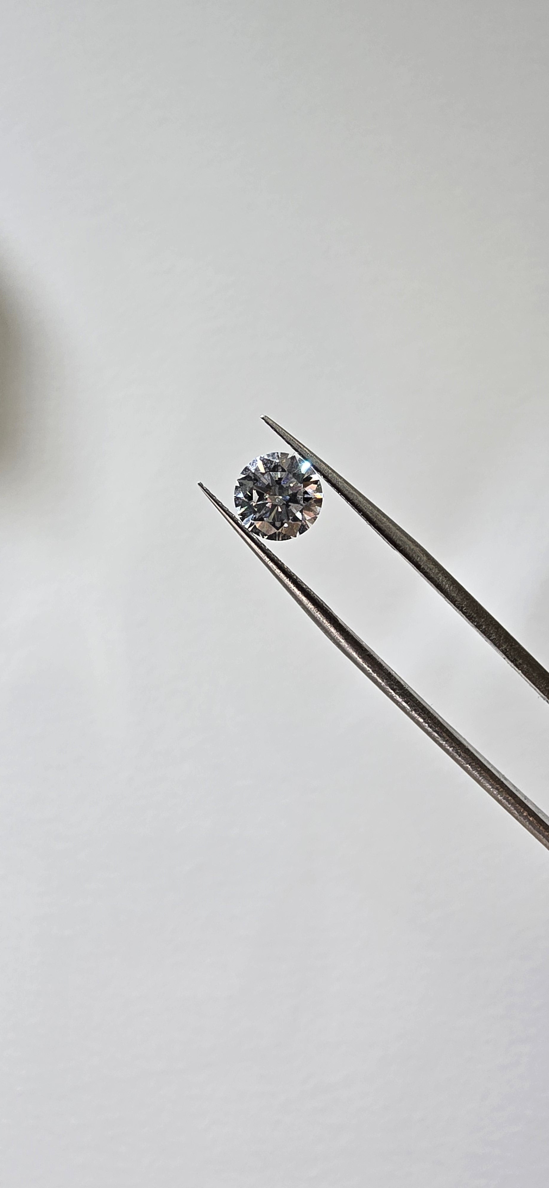 Round (VVS2-D) 1.50ct Lab Grown Diamond – IGI Certified