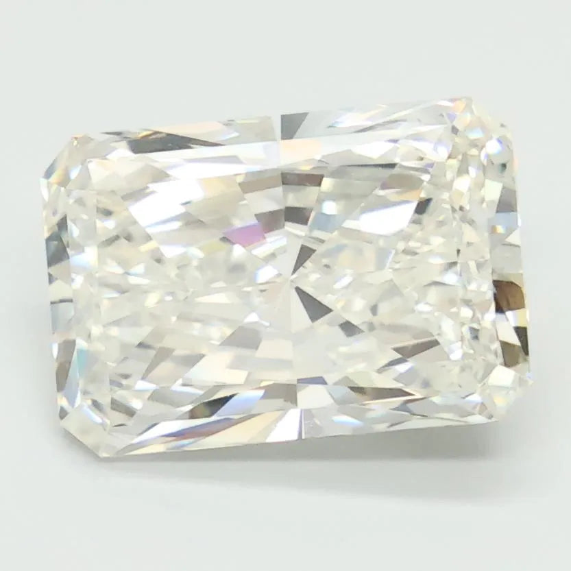 4.07ct Radiant Lab Grown Diamond (Colour G, Clarity VVS2, Cut EX, IGI Certified)