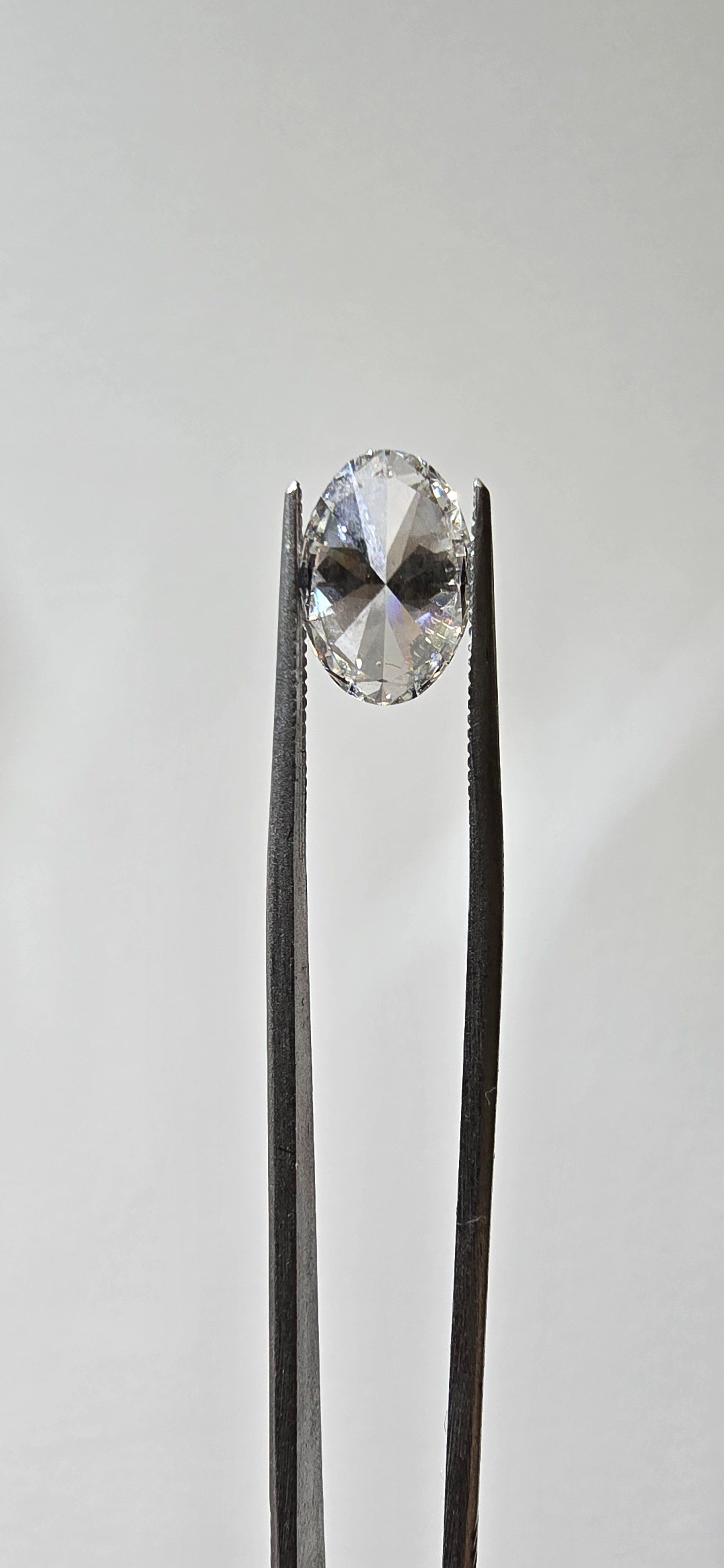 Oval (VS1-G) 2.36ct Lab Grown Diamond – IGI Certified