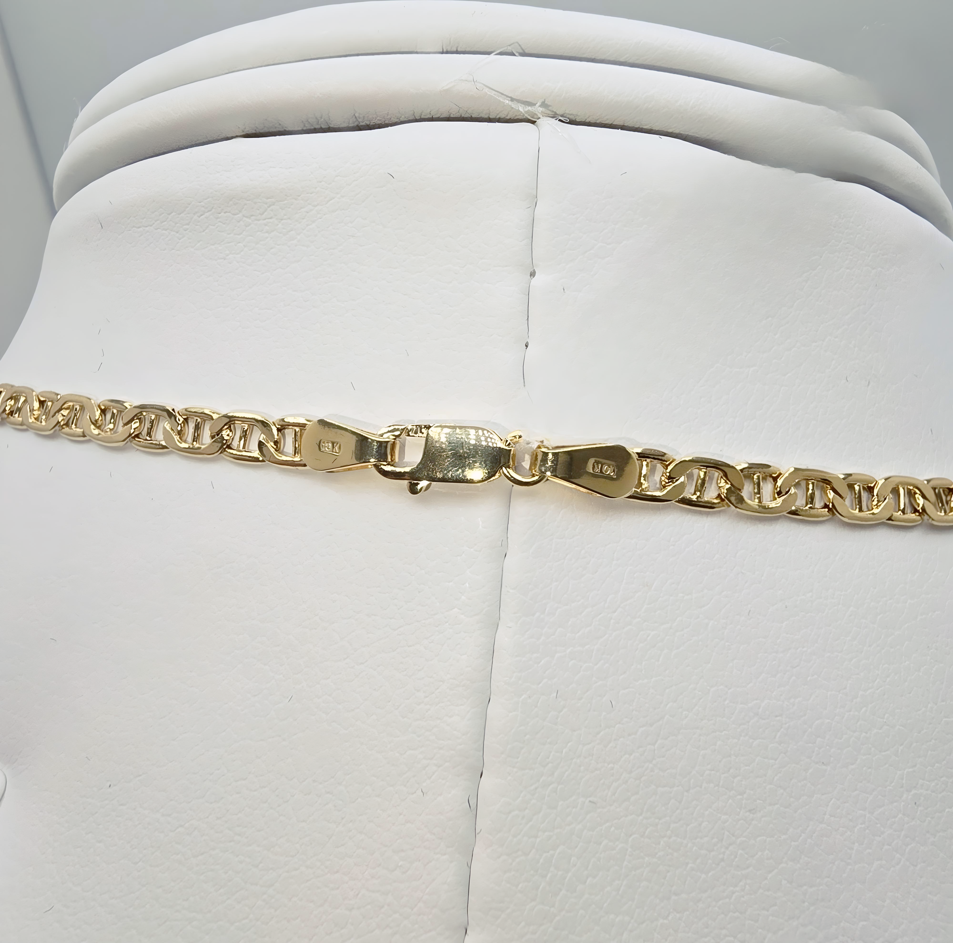 3mm Figaro Gold Necklace